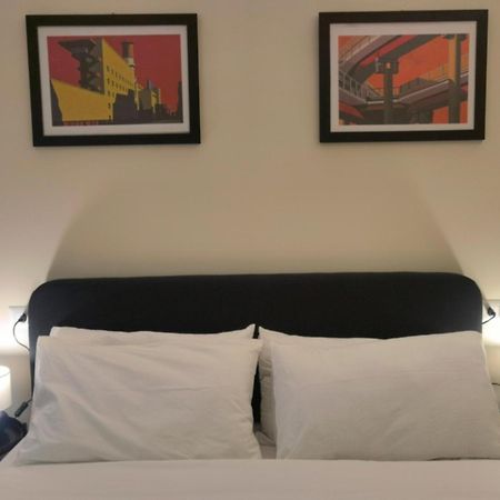 Metro Lodi Apartment โรม ภายนอก รูปภาพ