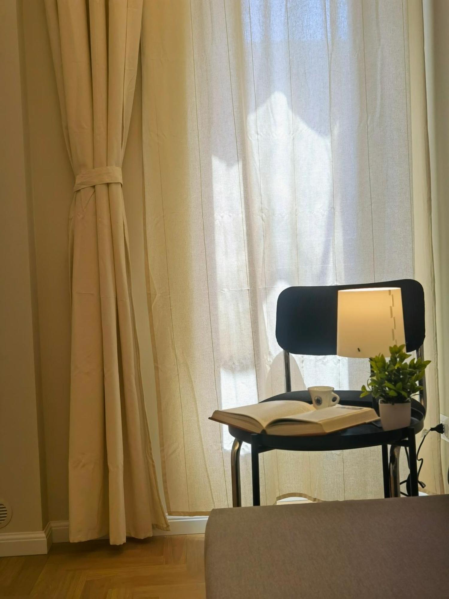 Metro Lodi Apartment โรม ภายนอก รูปภาพ