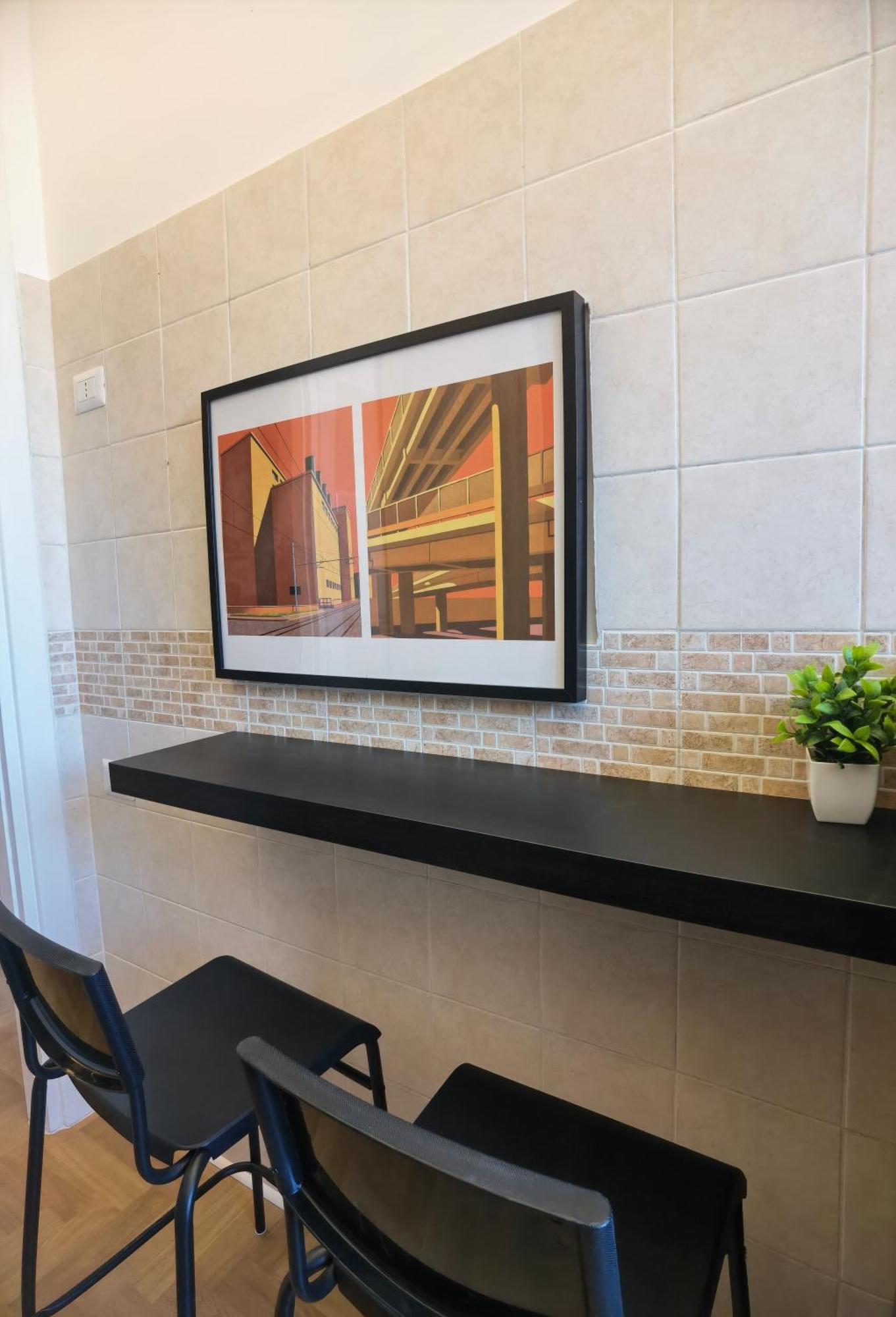 Metro Lodi Apartment โรม ภายนอก รูปภาพ